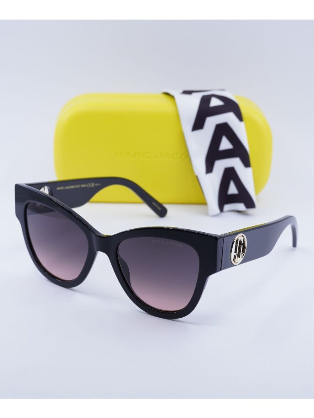 Marc Jacobs MARC 697/S 0807 FF Cat Eye Sunglasses - Black/ Violet Gradient